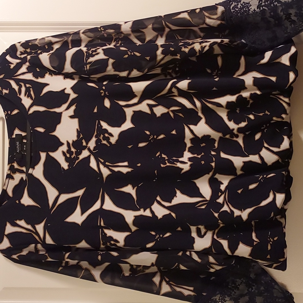 Alfani print shirt with lace cuff/sleeves
